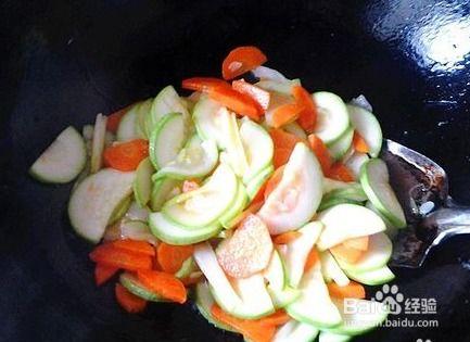 吃茄瓜的网红叫什么,网红“吃茄瓜达人”带你领略美食新境界