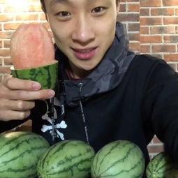 网红东北吃瓜事件视频,一场引发热议的网络狂欢