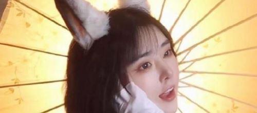 网红爱可可抖音吃瓜,揭秘娱乐圈幕后故事